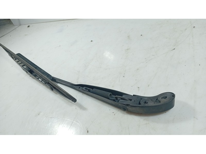Recambio de brazo limpia delantero derecho para mini mini (r50, r53) one referencia OEM IAM   