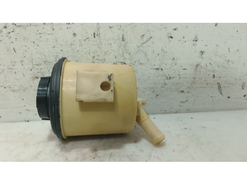 Recambio de deposito liquido direccion para nissan almera tino (v10) 2.2 dci referencia OEM IAM   