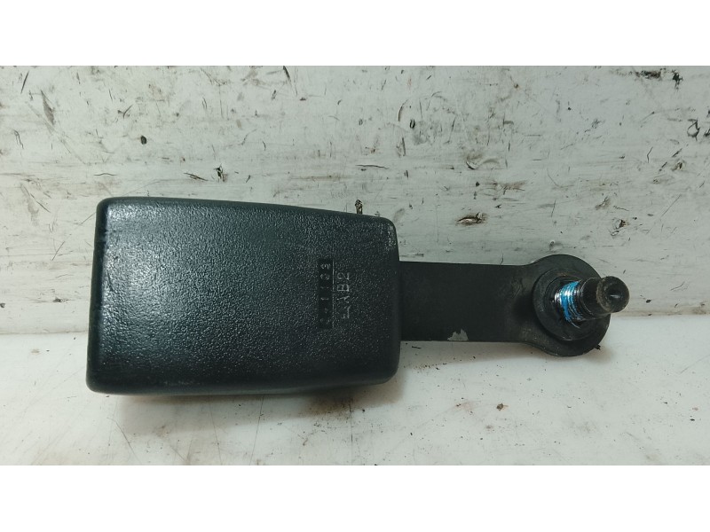 Recambio de anclaje cinturon delantero izquierdo para nissan almera tino (v10) 2.2 dci referencia OEM IAM   