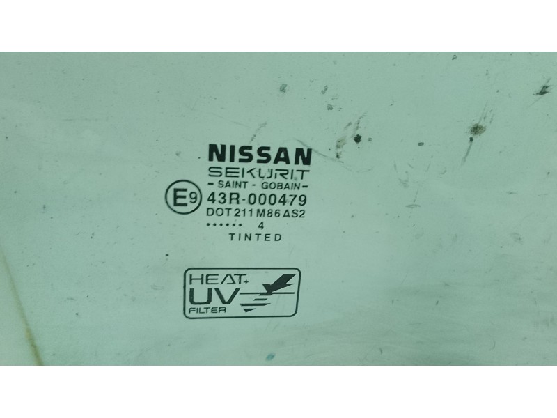 Recambio de luna delantera derecha para nissan almera tino (v10) 2.2 dci referencia OEM IAM 80300BU001  