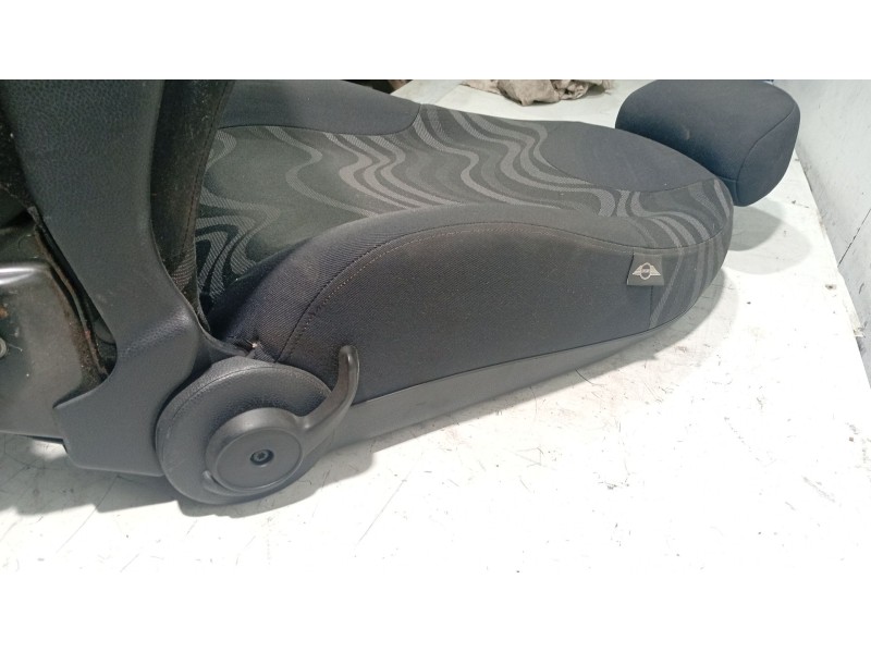 Recambio de asiento delantero derecho para mini mini (r50, r53) one referencia OEM IAM   
