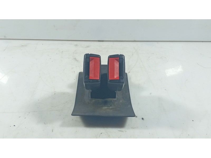 Recambio de anclaje cinturon trasero central para mini mini (r50, r53) one referencia OEM IAM   