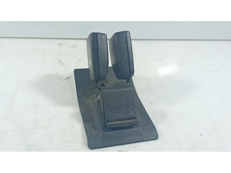 Recambio de anclaje cinturon trasero central para mini mini (r50, r53) one referencia OEM IAM   