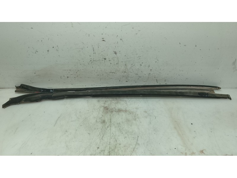 Recambio de moldura para nissan almera tino (v10) 2.2 dci referencia OEM IAM   