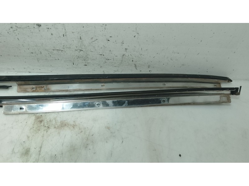 Recambio de moldura para nissan almera tino (v10) 2.2 dci referencia OEM IAM   