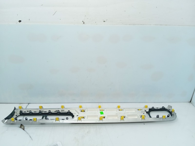 Recambio de moldura para citroën c3 iii (sx) 1.2 puretech 82 referencia OEM IAM   