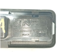 Recambio de maneta exterior porton para citroën c3 iii (sx) 1.2 puretech 82 referencia OEM IAM    2