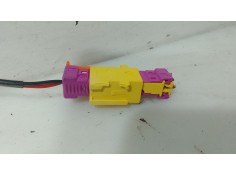 Recambio de anclaje cinturon trasero derecho para opel meriva b monospace (s10) 1.7 cdti (75) referencia OEM IAM    2