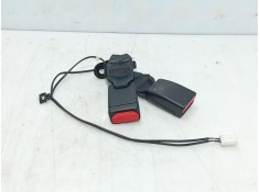 Recambio de anclaje cinturon trasero derecho para citroën c3 iii (sx) 1.2 puretech 82 referencia OEM IAM   