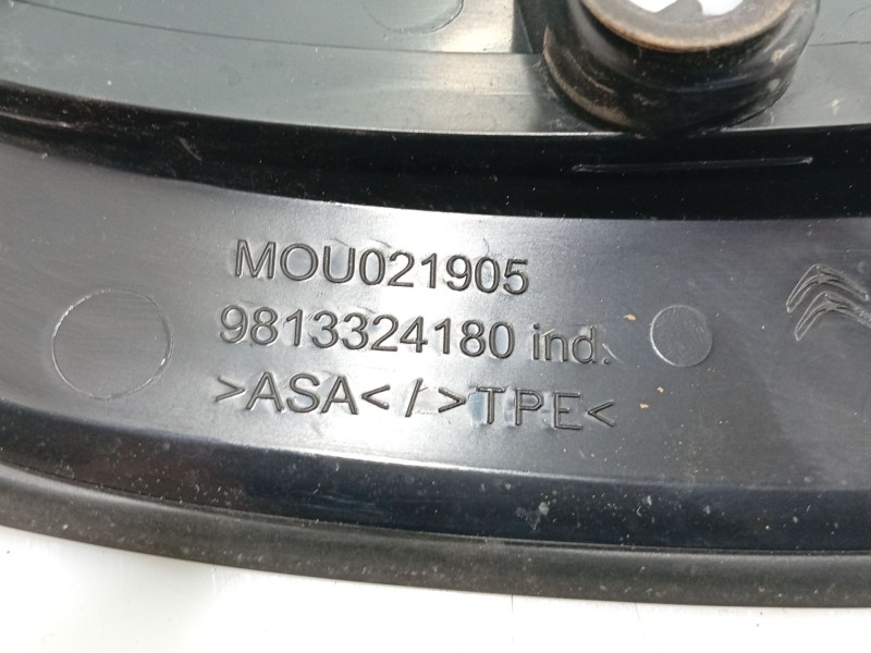 Recambio de moldura para citroën c3 iii (sx) 1.2 puretech 82 referencia OEM IAM   