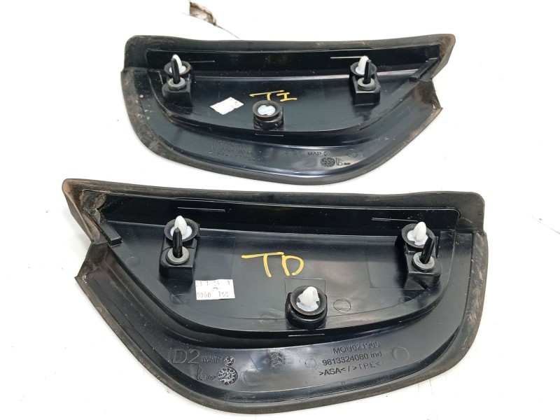 Recambio de moldura para citroën c3 iii (sx) 1.2 puretech 82 referencia OEM IAM   