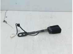 Recambio de anclaje cinturon delantero izquierdo para citroën c3 iii (sx) 1.2 puretech 82 referencia OEM IAM   
