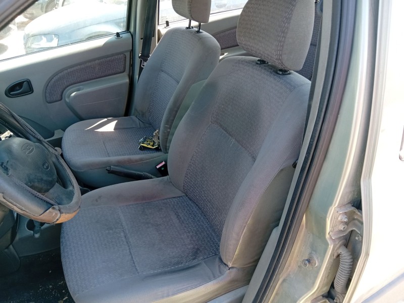 dacia logan (ls_) del año 2007