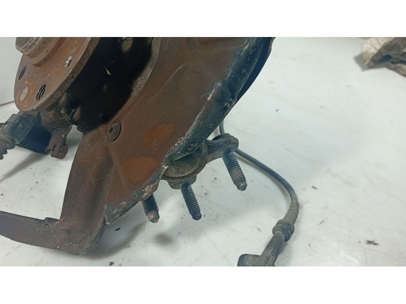 Recambio de mangueta delantera izquierda para volkswagen golf v (1k1) 1.6 referencia OEM IAM 1K0407255T  