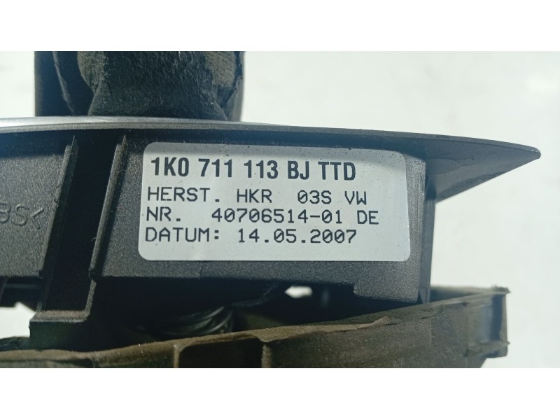 Recambio de palanca cambio para volkswagen golf v (1k1) 1.6 referencia OEM IAM 1K0711112  