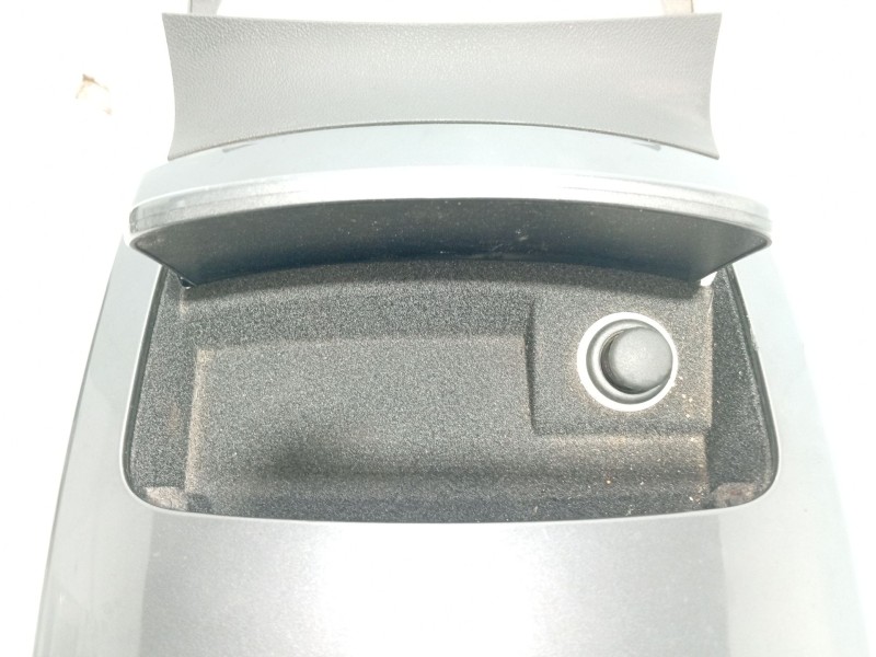 Recambio de moldura para renault laguna iii (bt0/1) 2.0 16v turbo referencia OEM IAM   