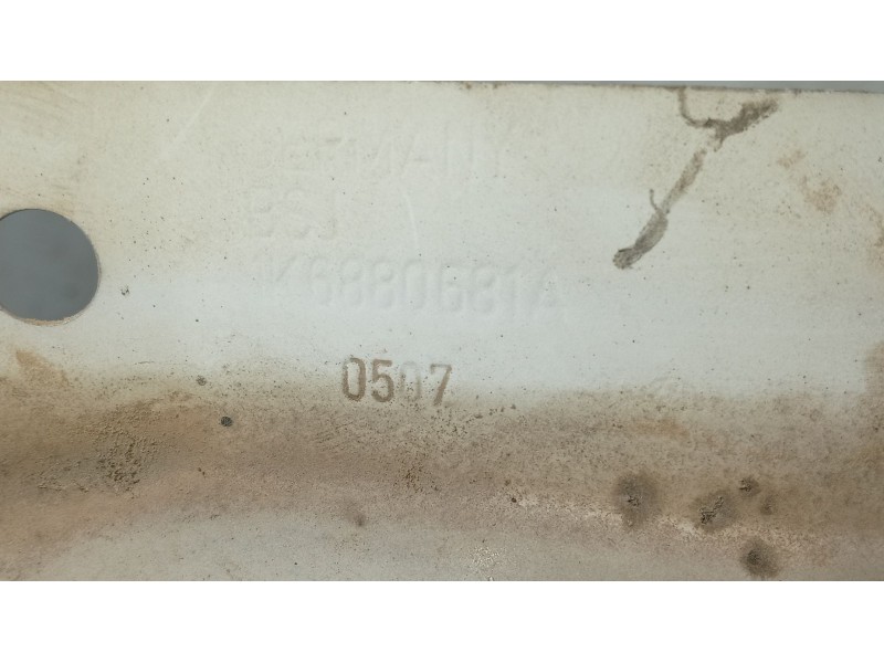 Recambio de aleta delantera izquierda para volkswagen golf v (1k1) 1.6 referencia OEM IAM 1K6821021A  