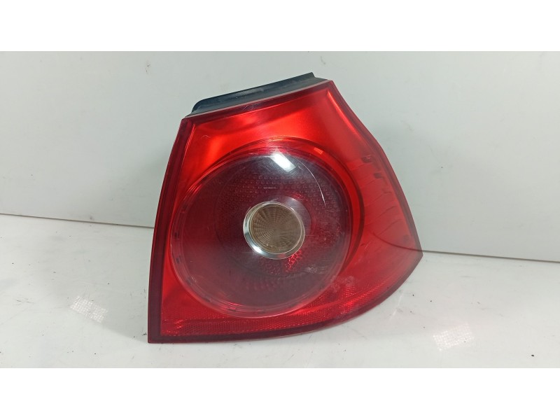 Recambio de piloto trasero derecho para volkswagen golf v (1k1) 1.6 referencia OEM IAM 1K6945096AA  