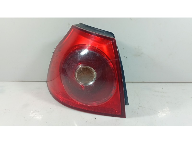 Recambio de piloto trasero izquierdo para volkswagen golf v (1k1) 1.6 referencia OEM IAM 1K6945095AA  