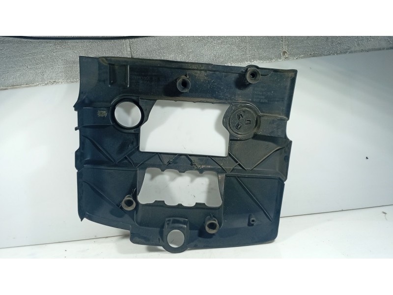 Recambio de tapa motor para volkswagen golf v (1k1) 1.6 referencia OEM IAM   