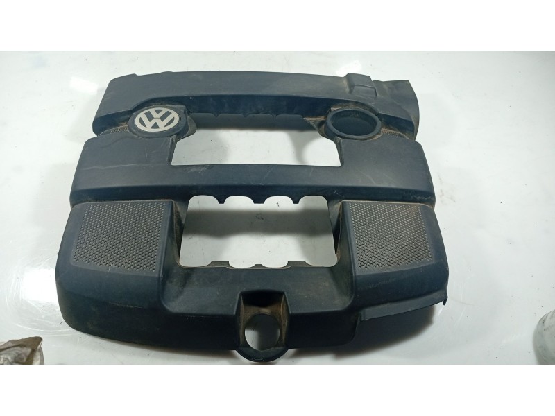 Recambio de tapa motor para volkswagen golf v (1k1) 1.6 referencia OEM IAM   