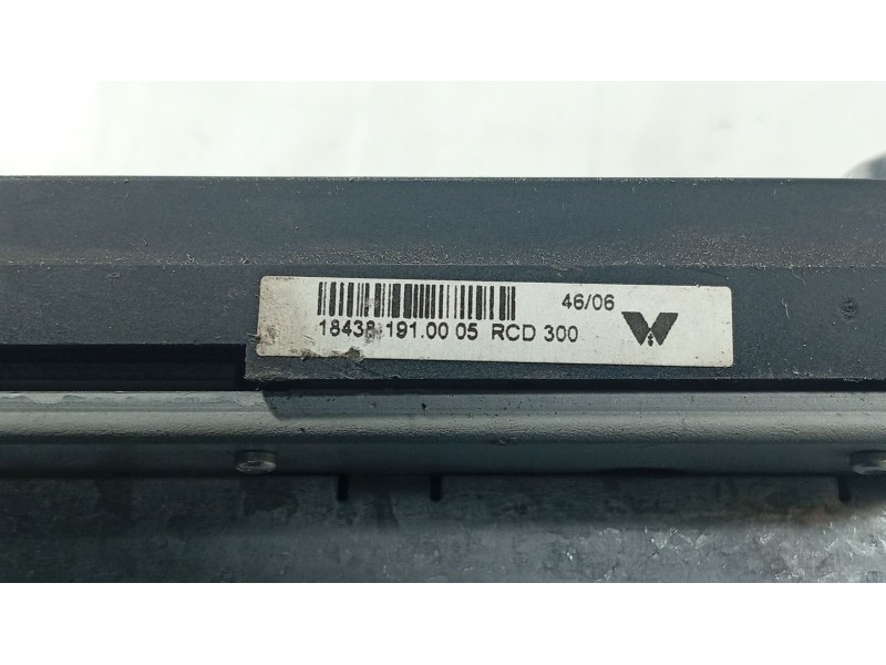 Recambio de sistema audio / radio cd para volkswagen golf v (1k1) 1.6 referencia OEM IAM   