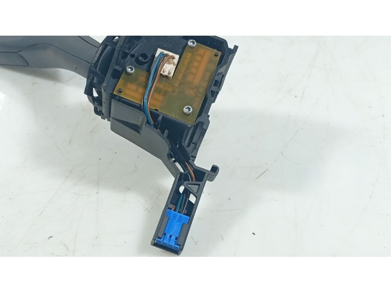 Recambio de mando limpia para volkswagen golf v (1k1) 1.6 referencia OEM IAM   