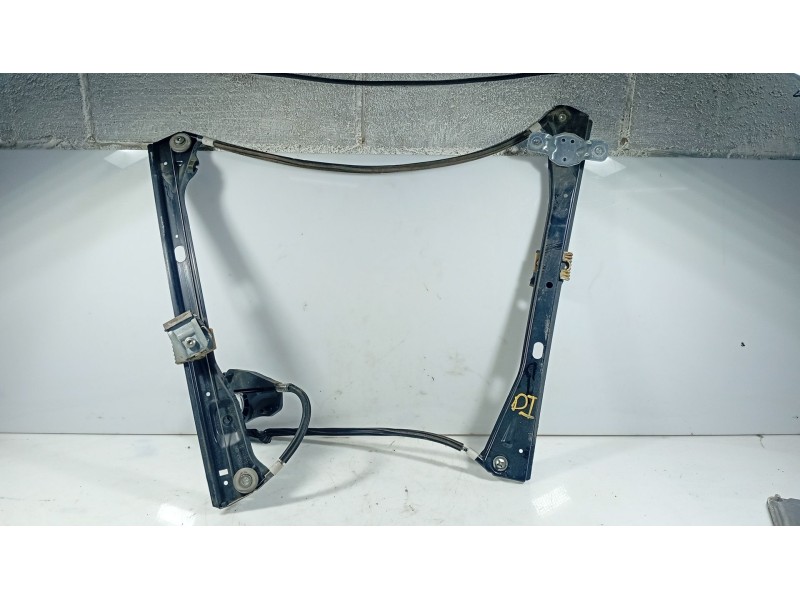 Recambio de elevalunas delantero izquierdo para volkswagen golf v (1k1) 1.6 referencia OEM IAM 1K4837461B  