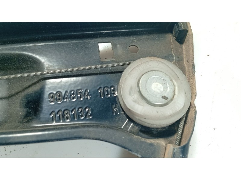 Recambio de elevalunas delantero derecho para volkswagen golf v (1k1) 1.6 referencia OEM IAM 1K4837462B  