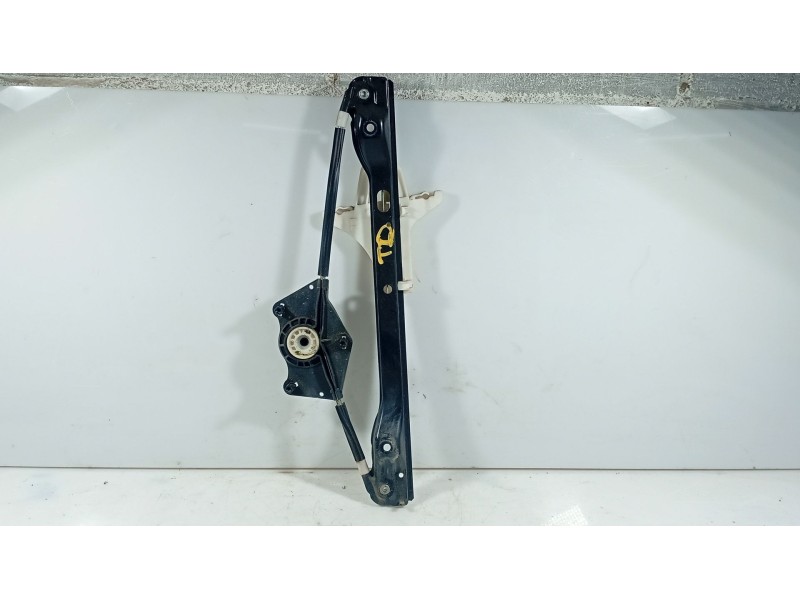 Recambio de elevalunas trasero derecho para volkswagen golf v (1k1) 1.6 referencia OEM IAM 1K4839462A  
