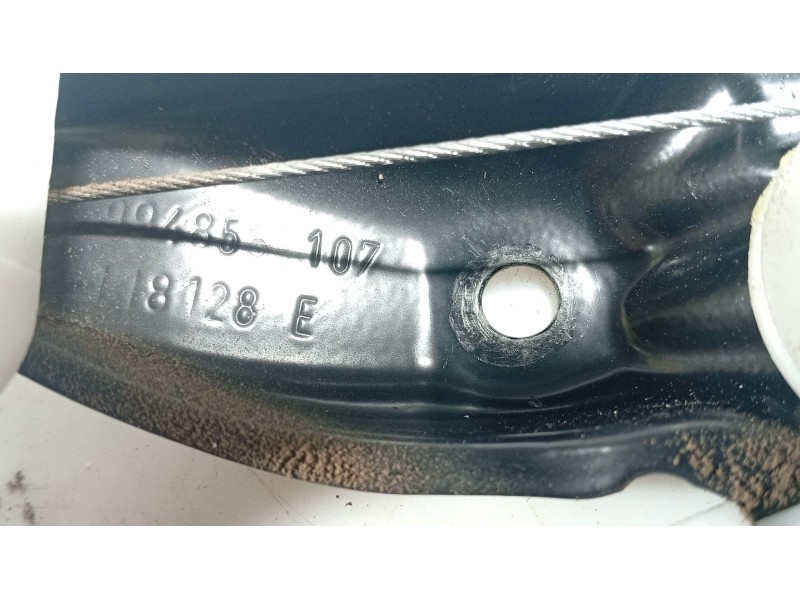Recambio de elevalunas trasero derecho para volkswagen golf v (1k1) 1.6 referencia OEM IAM 1K4839462A  
