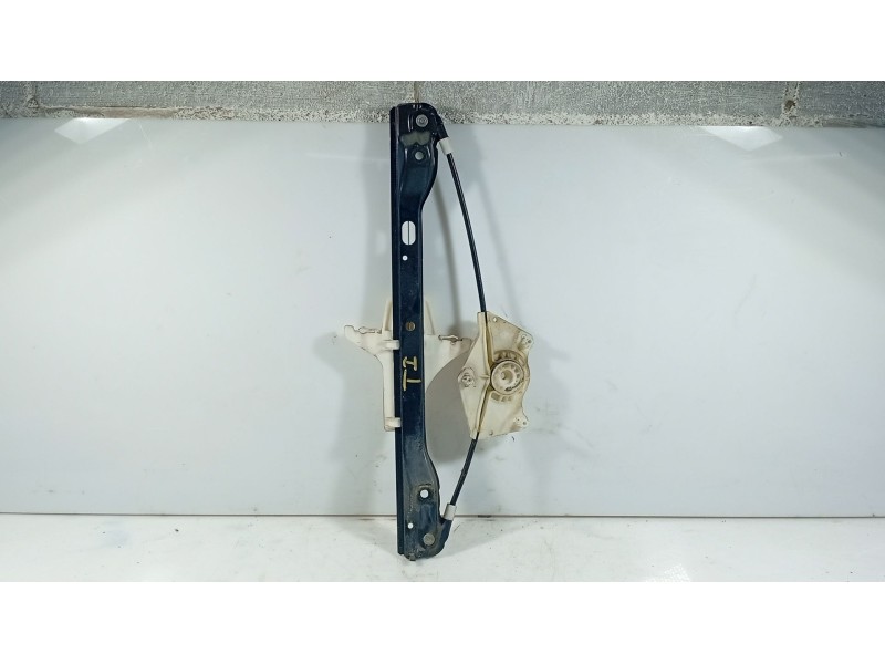 Recambio de elevalunas trasero izquierdo para volkswagen golf v (1k1) 1.6 referencia OEM IAM 1K4839461A  