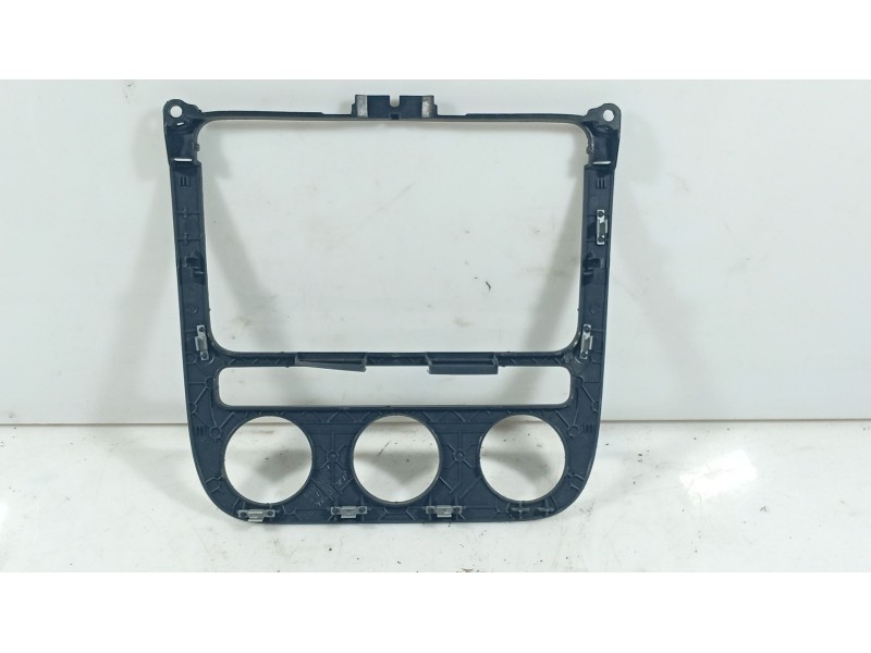 Recambio de moldura para volkswagen golf v (1k1) 1.6 referencia OEM IAM   