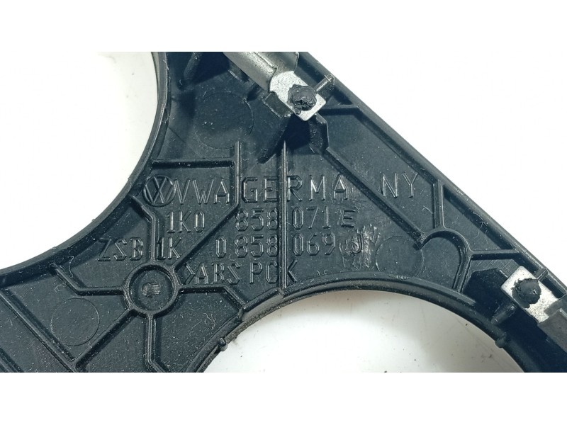 Recambio de moldura para volkswagen golf v (1k1) 1.6 referencia OEM IAM   