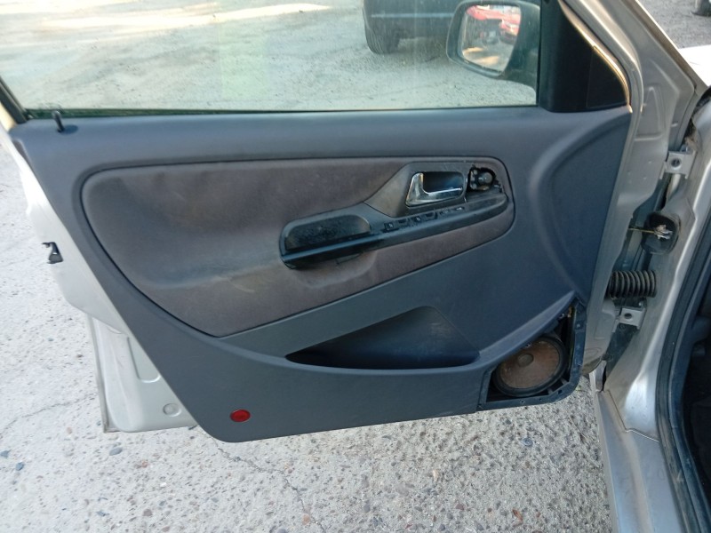 seat cordoba vario (6k5) del año 2002