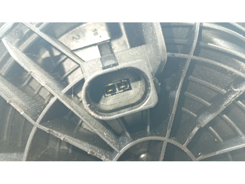 Recambio de maneta exterior porton para volkswagen golf v (1k1) 1.6 referencia OEM IAM   