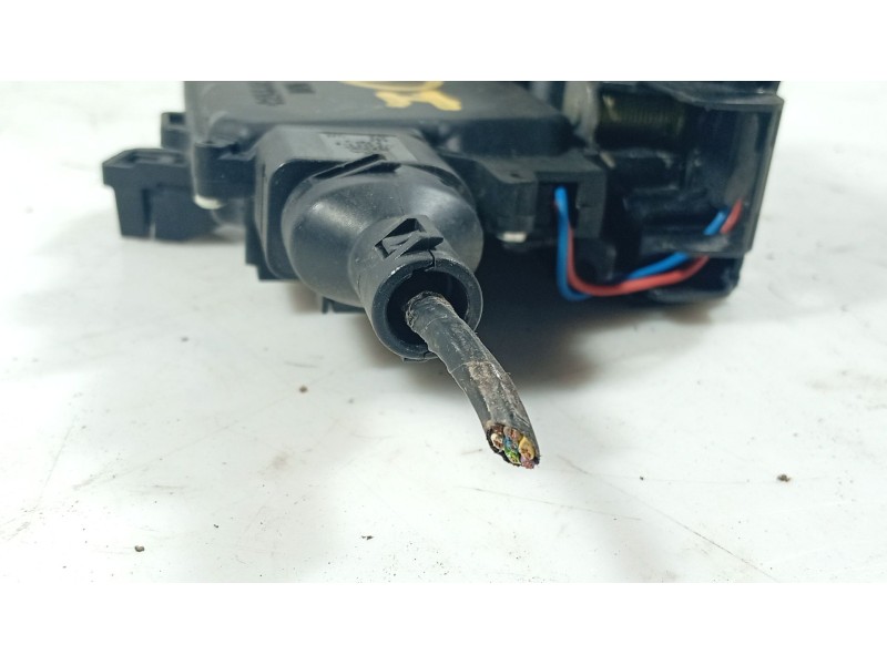 Recambio de cerradura puerta delantera izquierda para volkswagen golf v (1k1) 1.6 referencia OEM IAM 3D1837015AD  