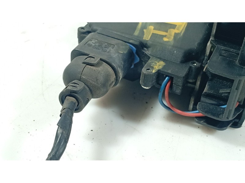 Recambio de cerradura puerta trasera izquierda para volkswagen golf v (1k1) 1.6 referencia OEM IAM 7L0839015D  