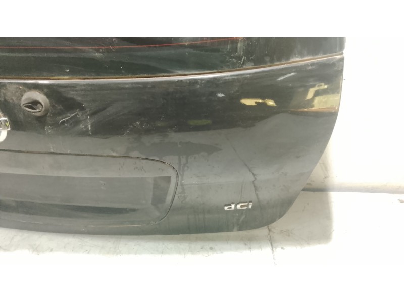 Recambio de porton trasero para nissan almera tino (v10) 2.2 dci referencia OEM IAM 901004U130  