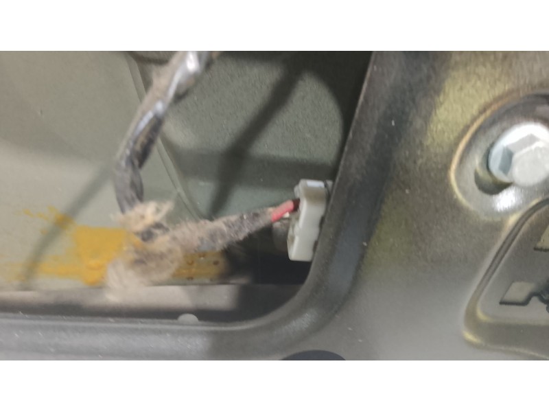 Recambio de porton trasero para nissan almera tino (v10) 2.2 dci referencia OEM IAM 901004U130  