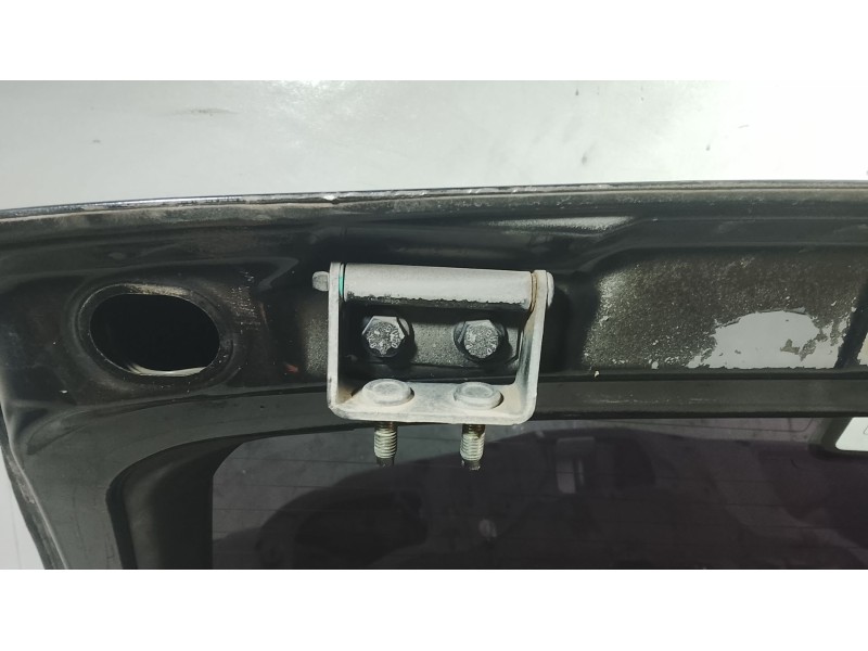 Recambio de porton trasero para nissan almera tino (v10) 2.2 dci referencia OEM IAM 901004U130  