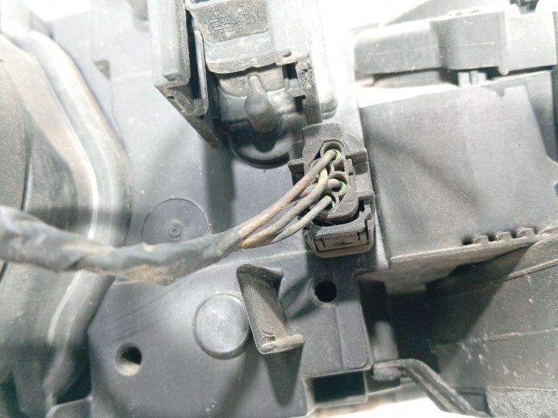 Recambio de faro izquierdo para bmw 7 (e38) 730 d referencia OEM IAM 63128381335  