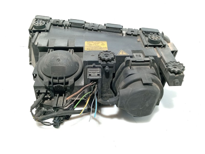 Recambio de faro derecho para bmw 7 (e38) 730 d referencia OEM IAM 63128381336  