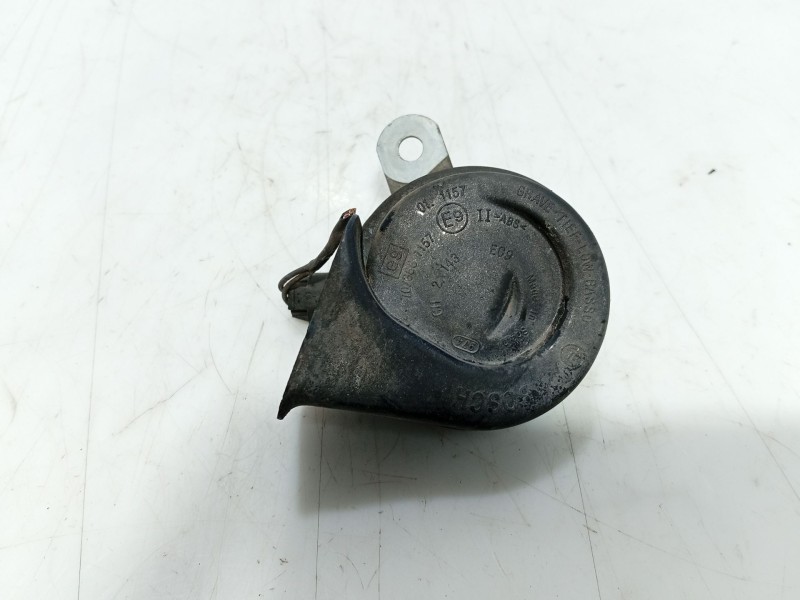 Recambio de claxon para bmw 7 (e38) 730 d referencia OEM IAM 61336968441  