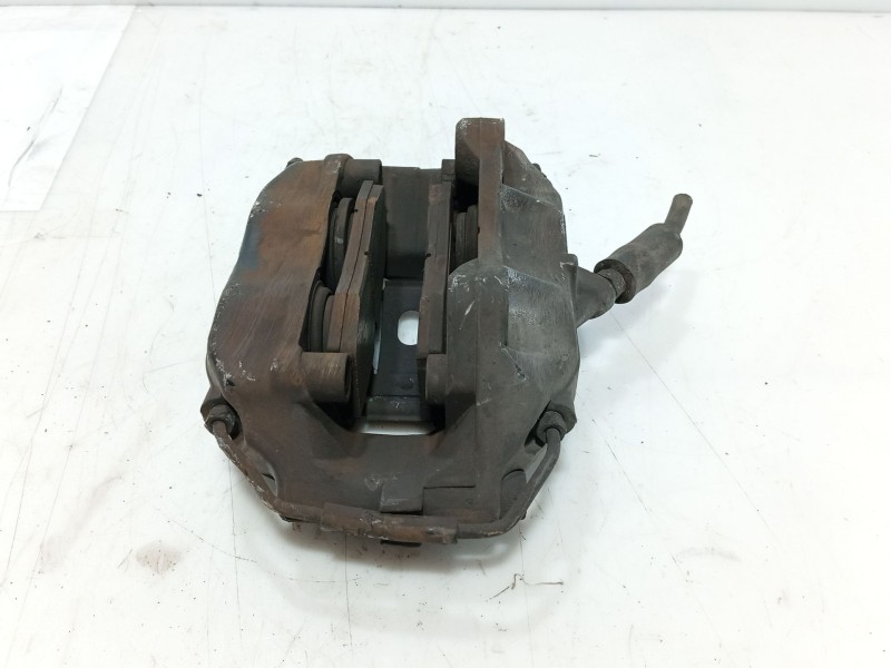 Recambio de pinza freno delantera derecha para bmw 7 (e38) 730 d referencia OEM IAM 34111163758  
