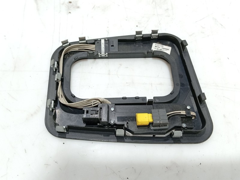 Recambio de moldura para bmw 7 (e38) 730 d referencia OEM IAM   