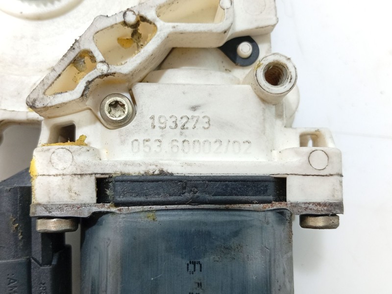 Recambio de motor limpia trasero izquierdo para bmw 7 (e38) 730 d referencia OEM IAM   