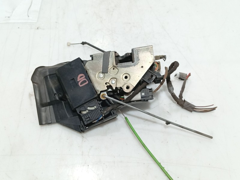 Recambio de cerradura puerta delantera derecha para bmw 7 (e38) 730 d referencia OEM IAM 51248174853  