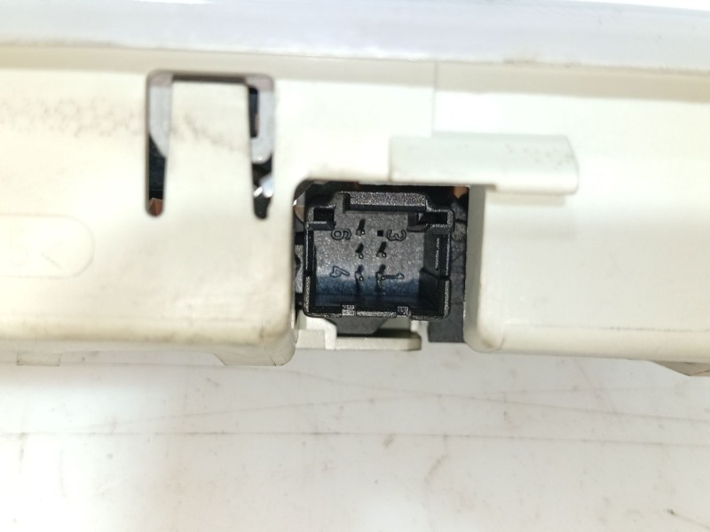 Recambio de luz interior para bmw 7 (e38) 730 d referencia OEM IAM   