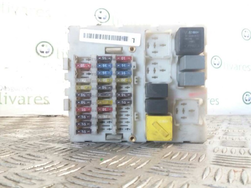 Recambio de caja reles / fusibles para ford focus berlina (cak) trend   |   08.98 - 12.04 | 1998 - 2004 | 90 cv / 66 kw referenc